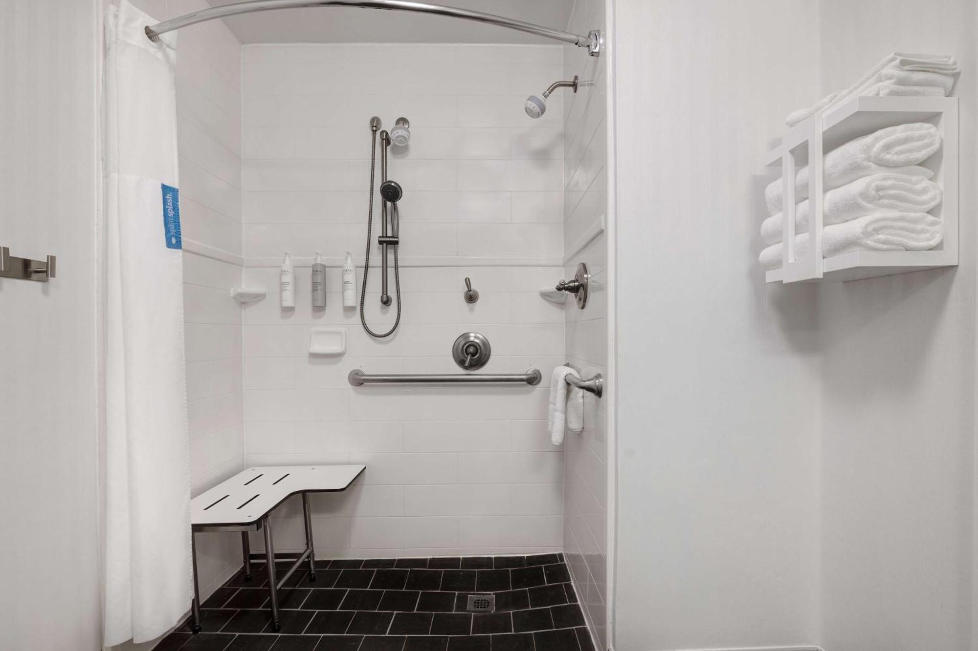 Hampton Inn Natchitoches Shamard Heights Ngoại thất bức ảnh